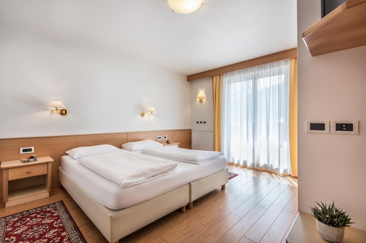 Medesc Bed and Breakfast La Villa  Εξωτερικό φωτογραφία