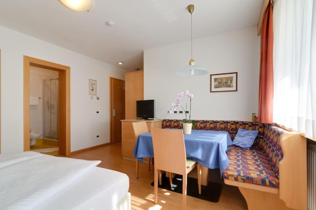Medesc Bed and Breakfast La Villa  Εξωτερικό φωτογραφία